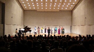 zou_cocert_2014-2-2_3rd_1540001.jpg