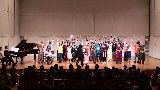 zou_cocert_2014-2-2_3rd_2660001.jpg