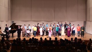 zou_cocert_2014-2-2_3rd_2690001.jpg